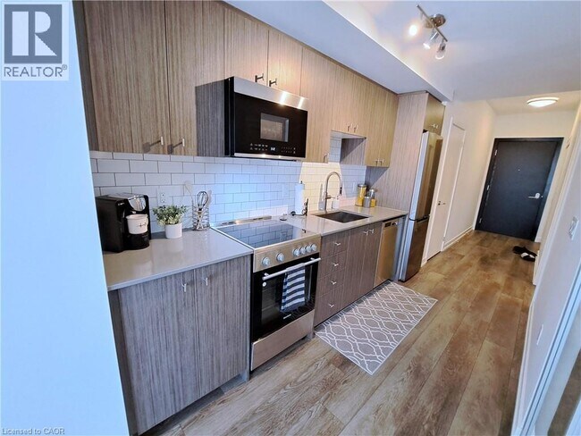 Photo - 5 Wellington St S Unit 603