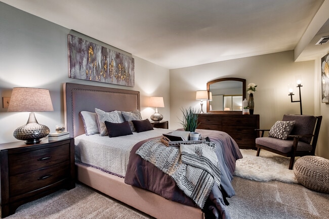 Photo - Suburban Park