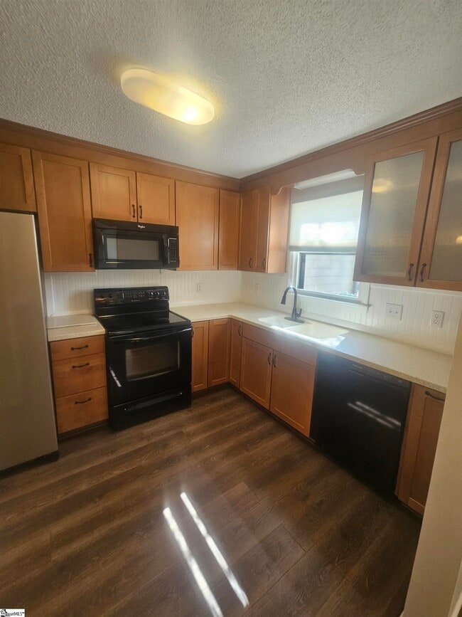 Photo - 103 Sunningdale Ct