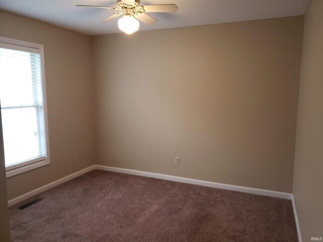 Photo - 2647 E Olson Dr