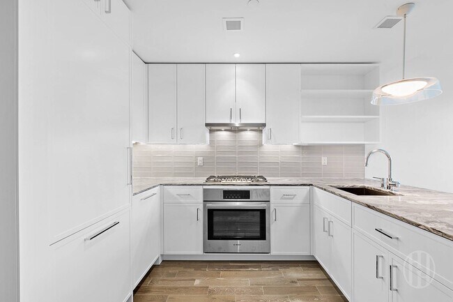 Photo - 10 Malcolm X Blvd Unit 4D