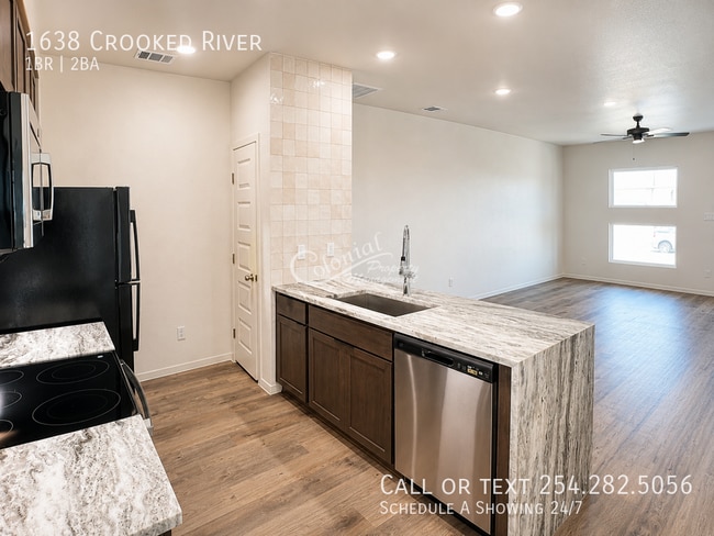 Photo - 1638 Crooked River