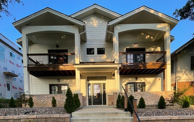 Building Photo - 4317 Holly St Unit A