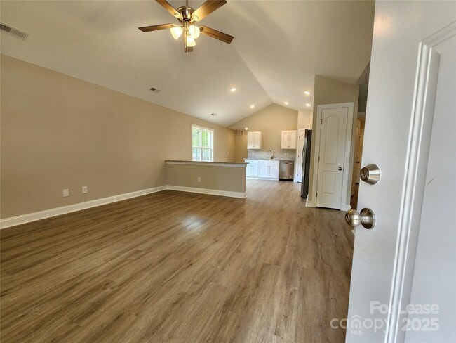 Photo - 30 Stricker Ave NW