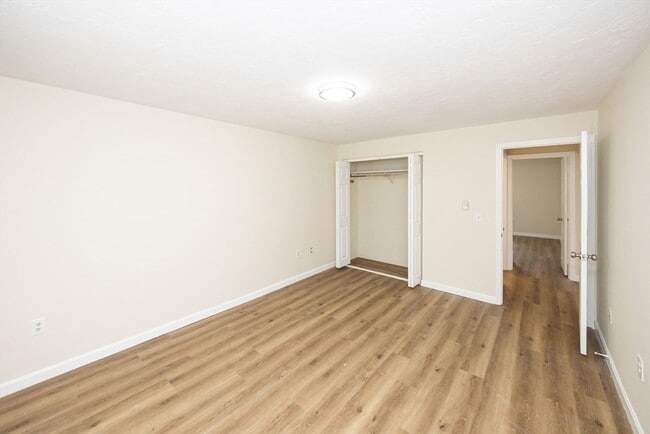 Photo - 1203 Grafton St Unidad 39