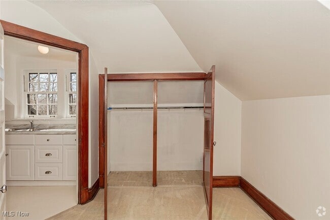 Building Photo - 285 Corning Dr Rental