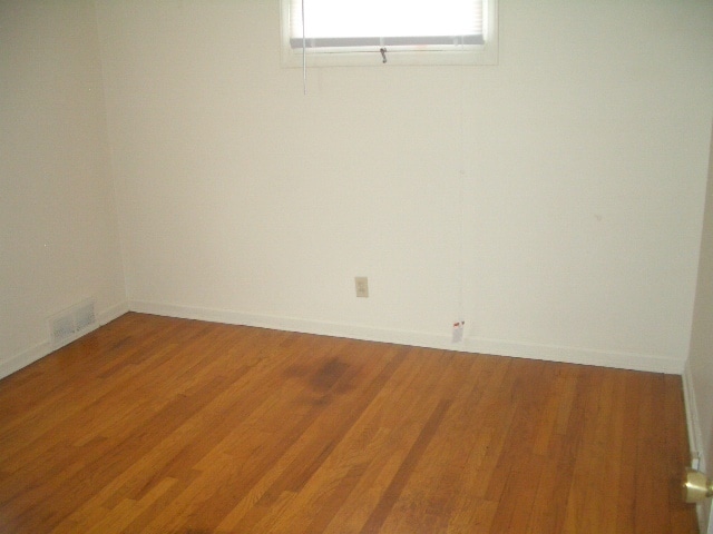 Photo - Midtown Duplex close to KU Med and 39th Street Shops and Entertainment