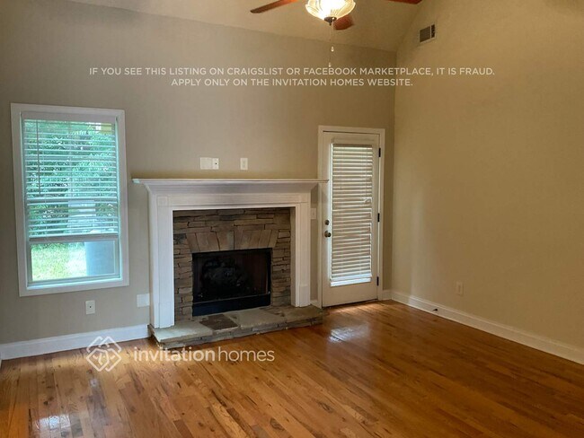 Photo - 651 Royal Crest Ct