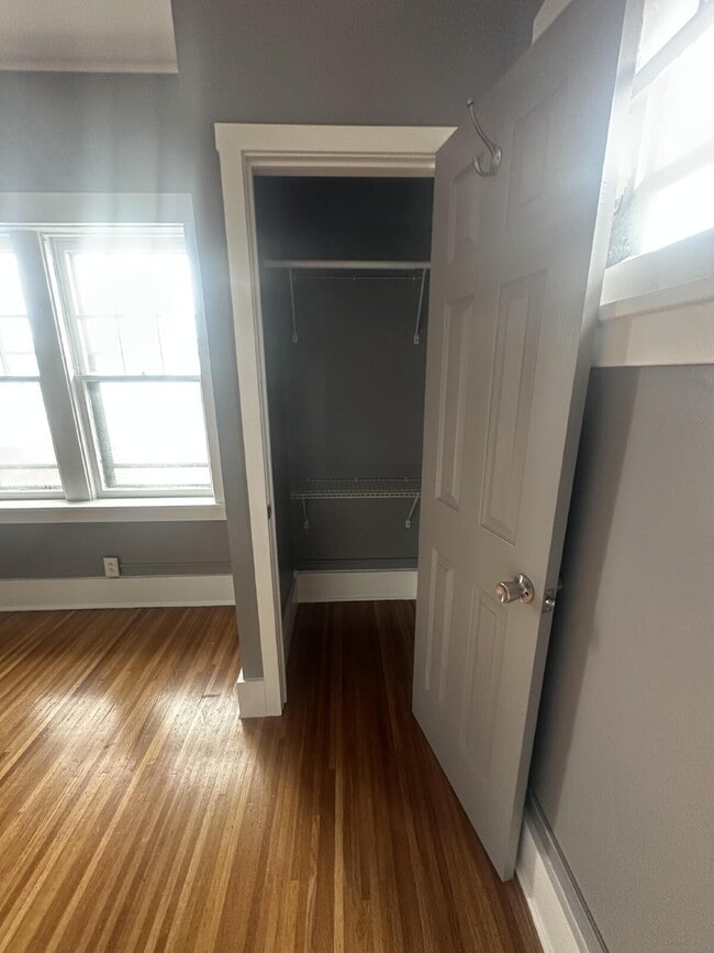 Photo - Beautiful two-bedroom home located in Roch... Unit 2