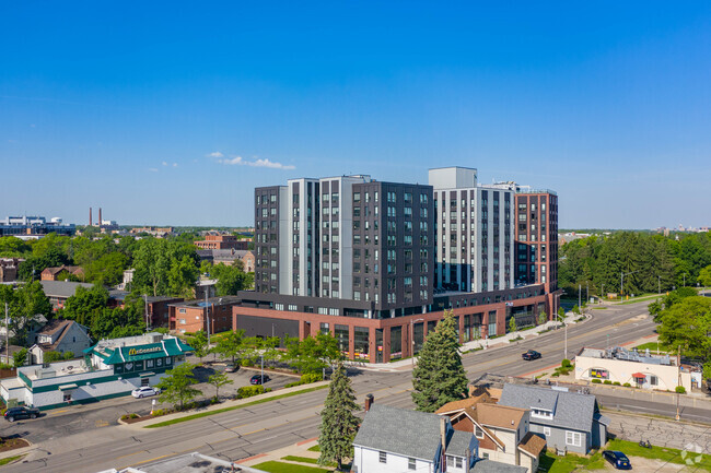 Photo - Hub East Lansing Apartments