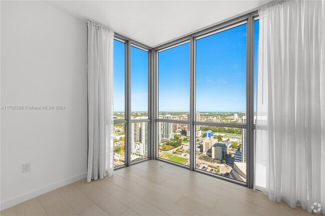 Building Photo - 1100 Biscayne Blvd Unit 4307 Rental