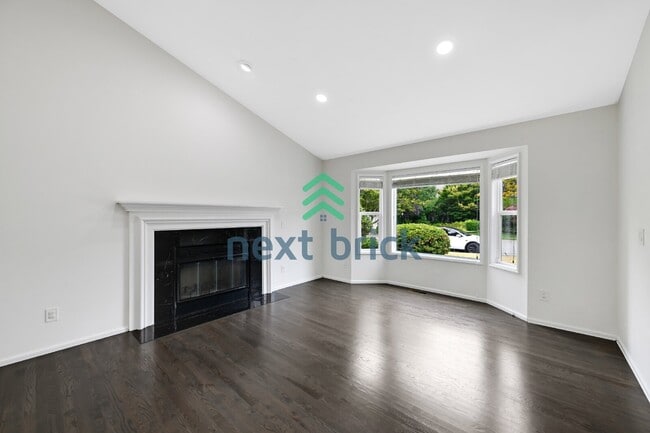 Photo - "Charming 3-Bedroom Retreat in Mill Creek with Spacious 2,125 Sq. Ft. Layout!"