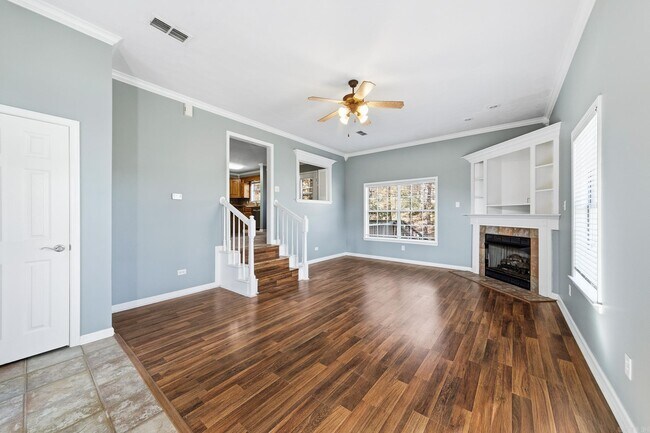 Photo - 20 Hillcrest Ln