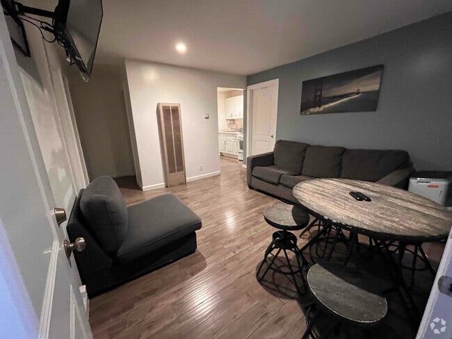 Building Photo - 1256 Tiegen Dr Unit 3 Rental