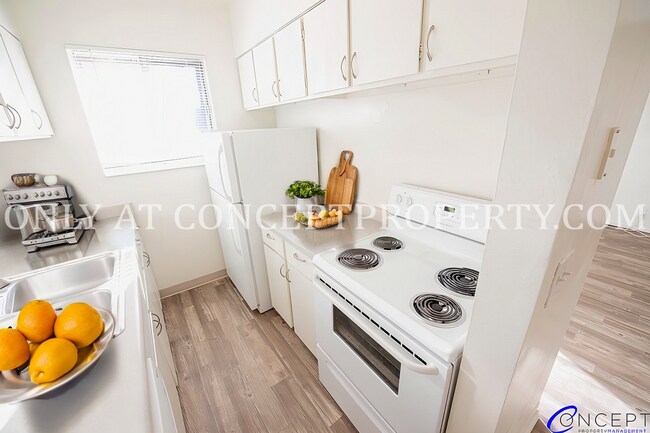 Photo - 435 E Warnock Ave