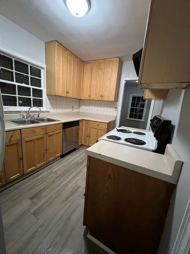 Photo - 1833 Ridgeland Dr