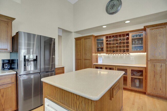 Photo - 10503 E Meadow Run