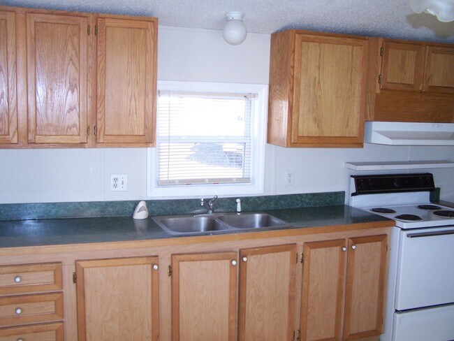 Photo - 143 Jordyn Layne Dr