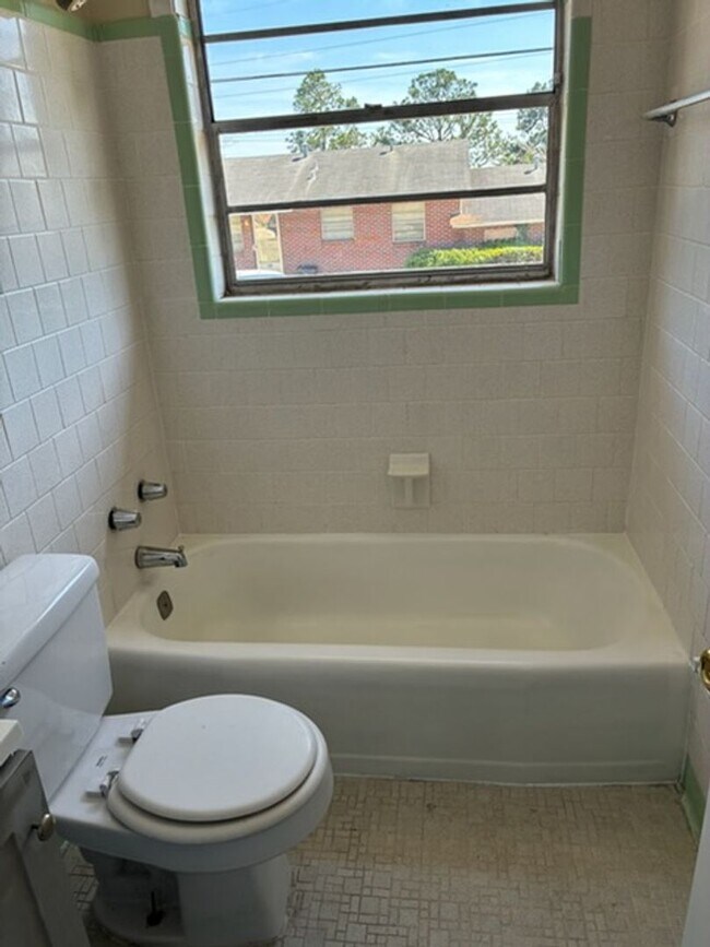 Photo - 1220 Martin Luther King Junior Blvd Unit 13
