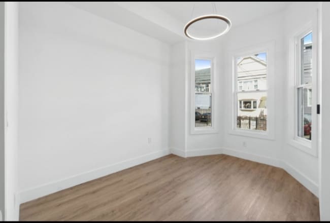 Photo - 234 Webster Ave