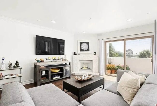 Building Photo - 1621 Barry Ave Unit West LA- condo for rent