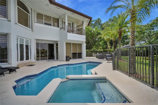 Photo - 14332 Ardoch Pl