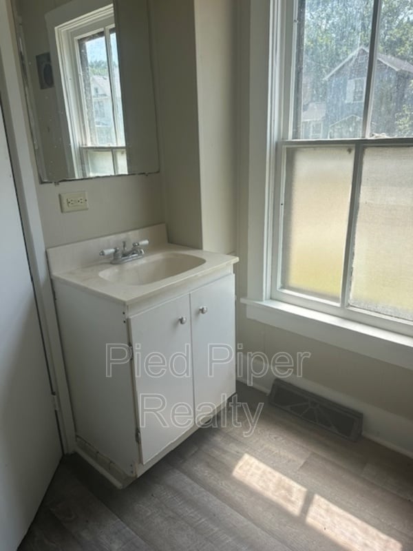 Photo - 404 N Nursery Ave