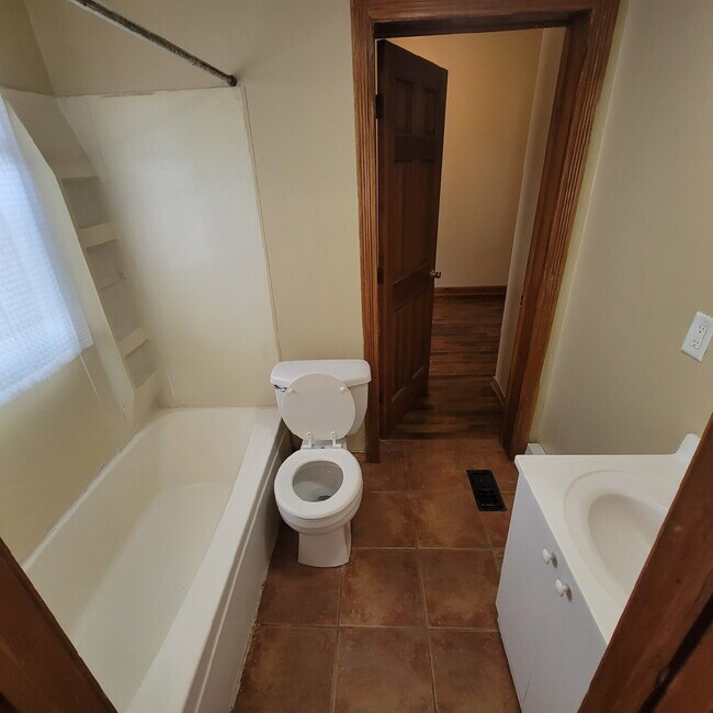 Photo - Near Southeast 2BR House!