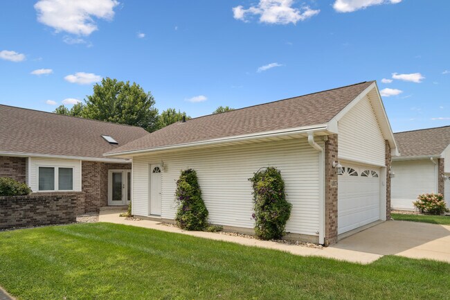 Building Photo - 4307 Briarwood Dr Rental