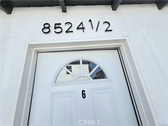 Building Photo - 8524 Beverlywood St Unit 8524 1/2 Rental