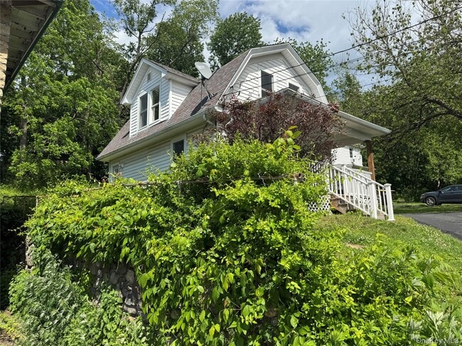 Photo - 608 County Rte 1