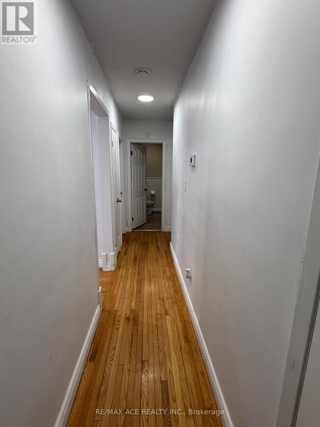 Photo - 436 Lazier Rd