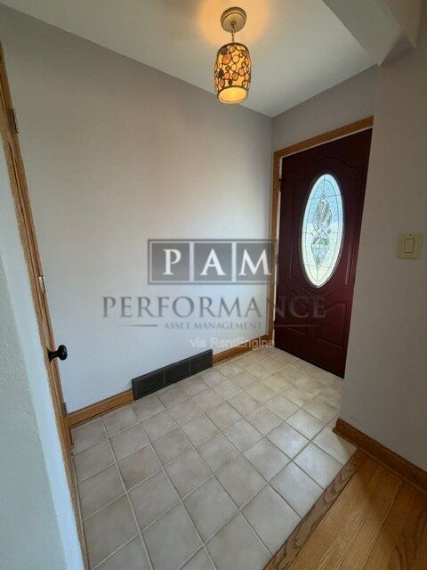 Photo - 9229 27th Ave