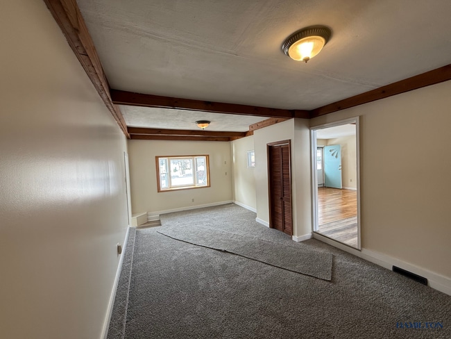 Photo - 4332 E Lake Rd