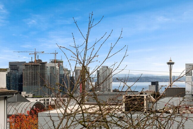 Photo - 233 14th Ave E Unit ID1036007P