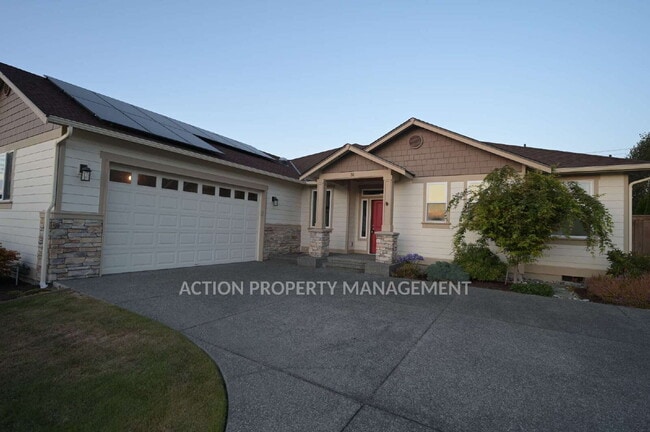 Photo - Beautiful custom-built 3 bed, 1 office, 2 bath, 2 car garage in Sequim