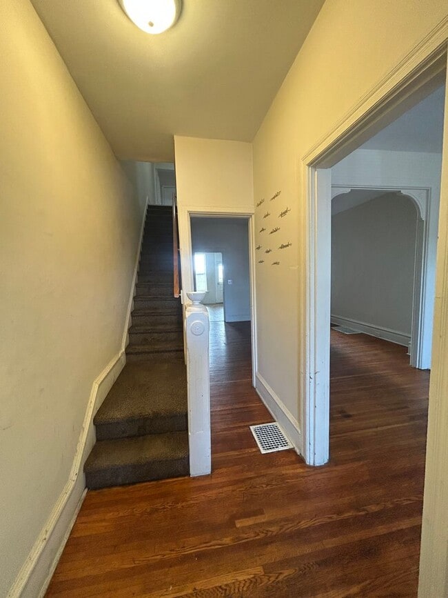 Photo - Spacious 3 bedroom uptown, Harrisburg