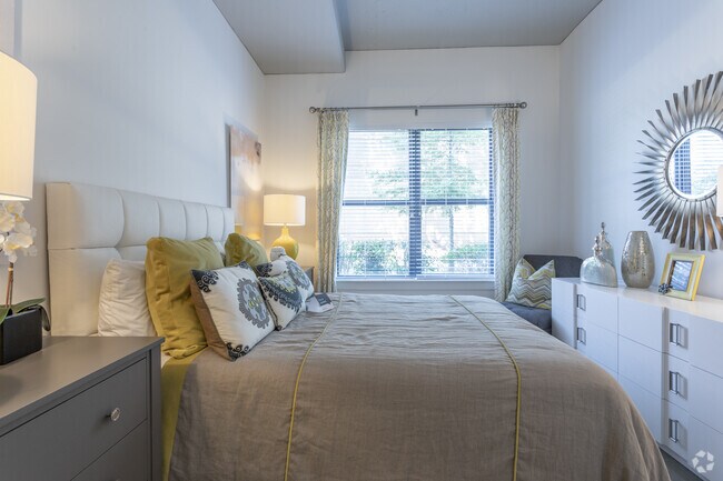 1BR, 1BA - 732 SF - Nottoway - The Julian at Fair Lakes