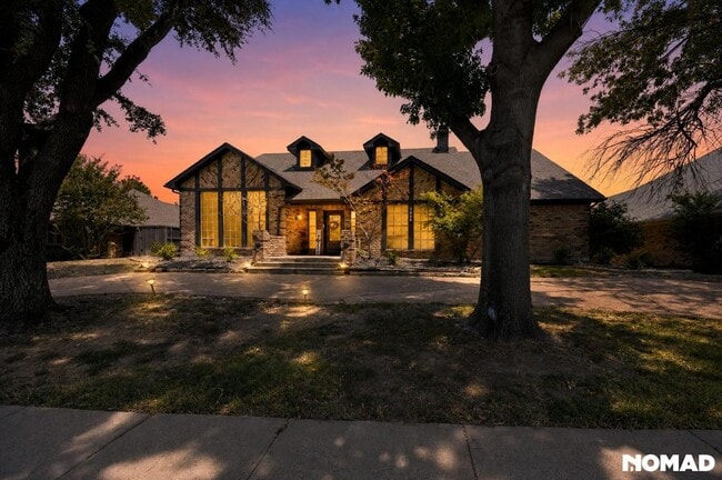 Building Photo - 2926 Apple Valley Dr