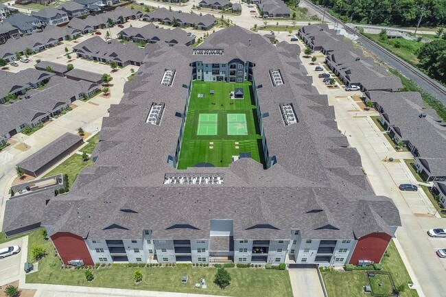 Park Residences Plano 55+ Cottages & Apartments