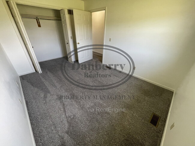 Photo - 328 Olive St