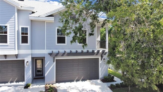 Building Photo - 8303 King Blossom Ct