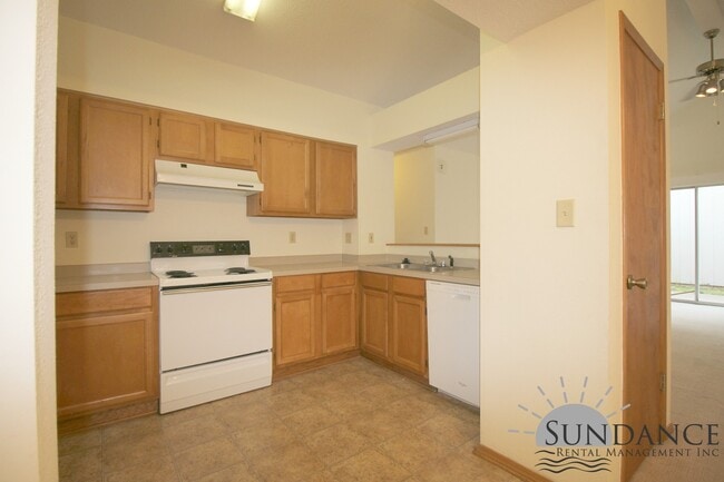 Photo - Nice 3 Bedroom Home Close to Both Bases