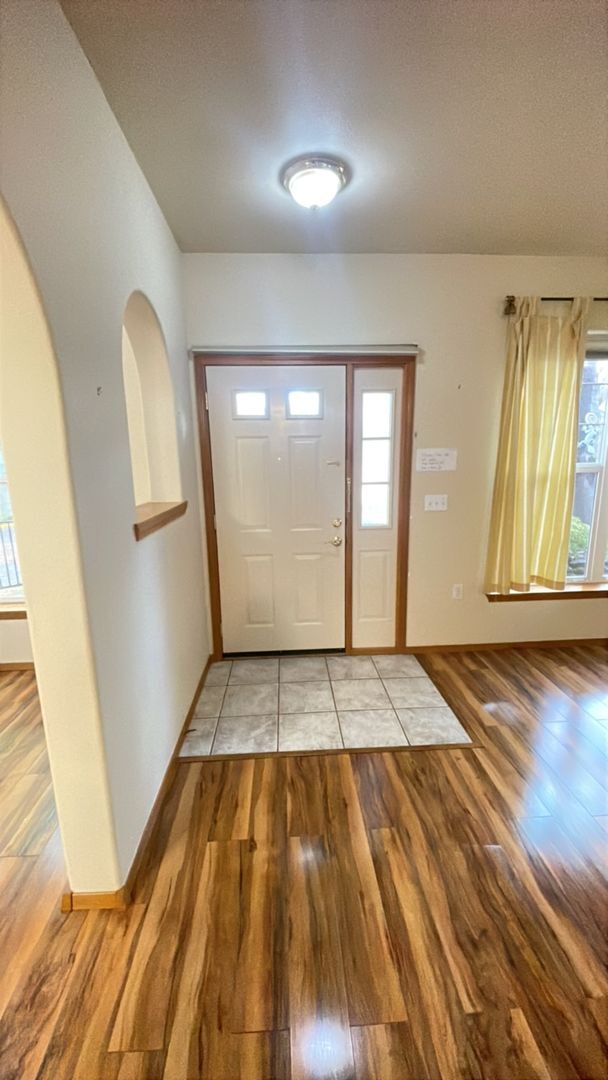 Photo - 1 Bedroom +Bonus Room, 1.5 bath Condo in 5...