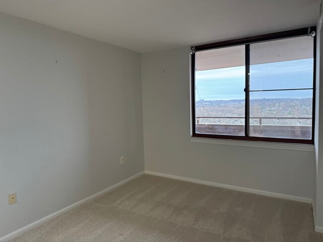 Photo - 10101 Grosvenor Pl Unit 1906