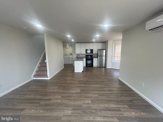 Photo - 127 Haws Ave