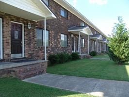 Royal Meadow Townhouse Apartments - Royal Meadow Townhouse Apartments