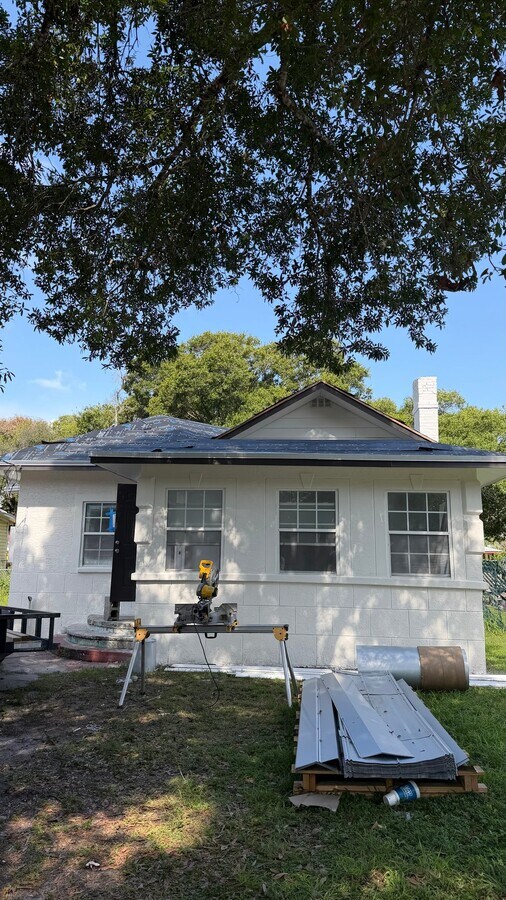 Photo - 143 N 15th St