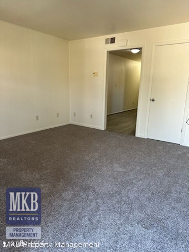 2 br, 1 bath House 420 Albemarle Ave SW Rental House Rental in