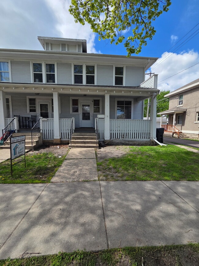 Building Photo - 317 E Spring St Unit 317 E spring